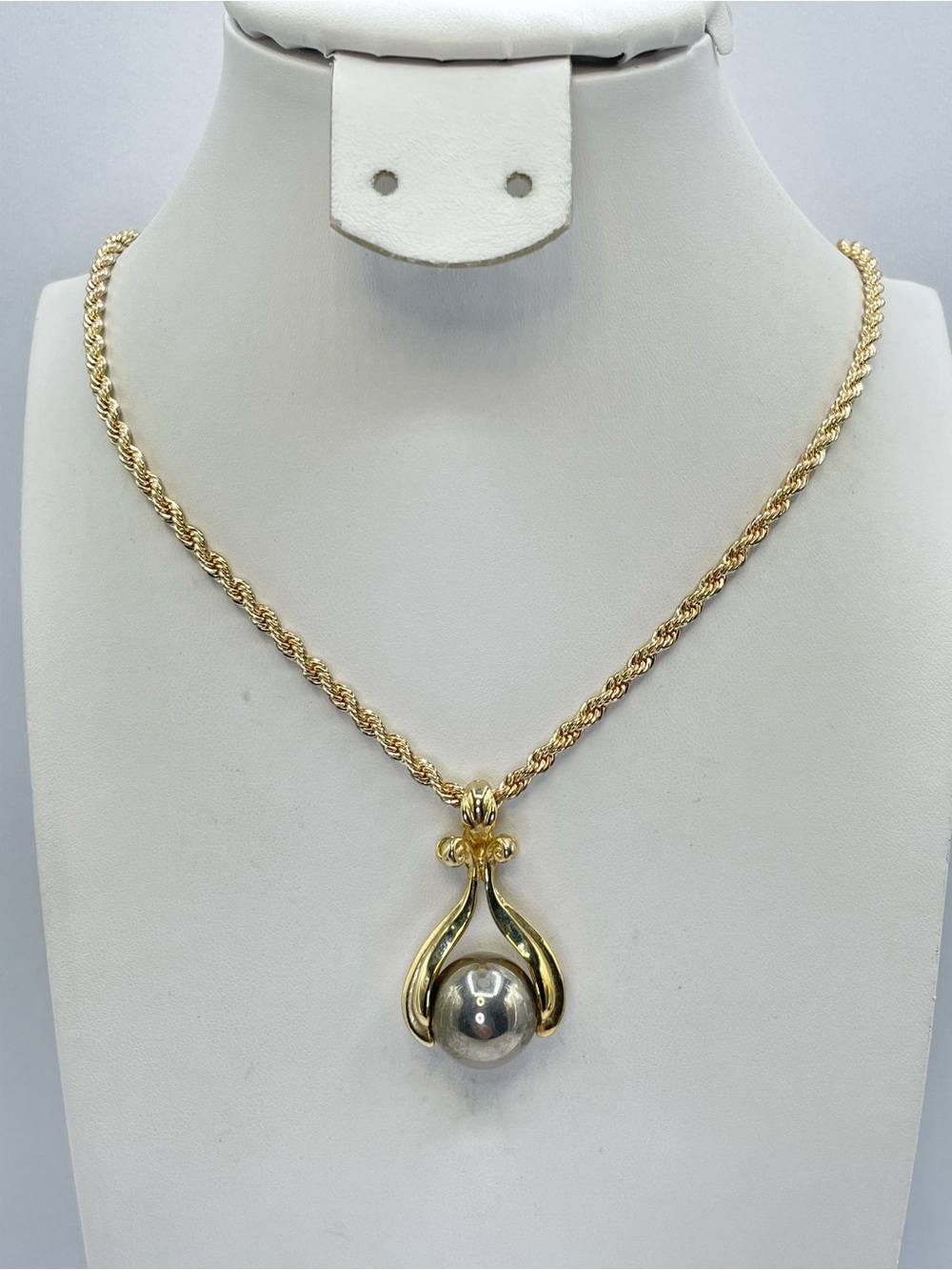 Vintage Gold Faux Silver Hollow Metal Pearl Pendant Rope Chain Necklace